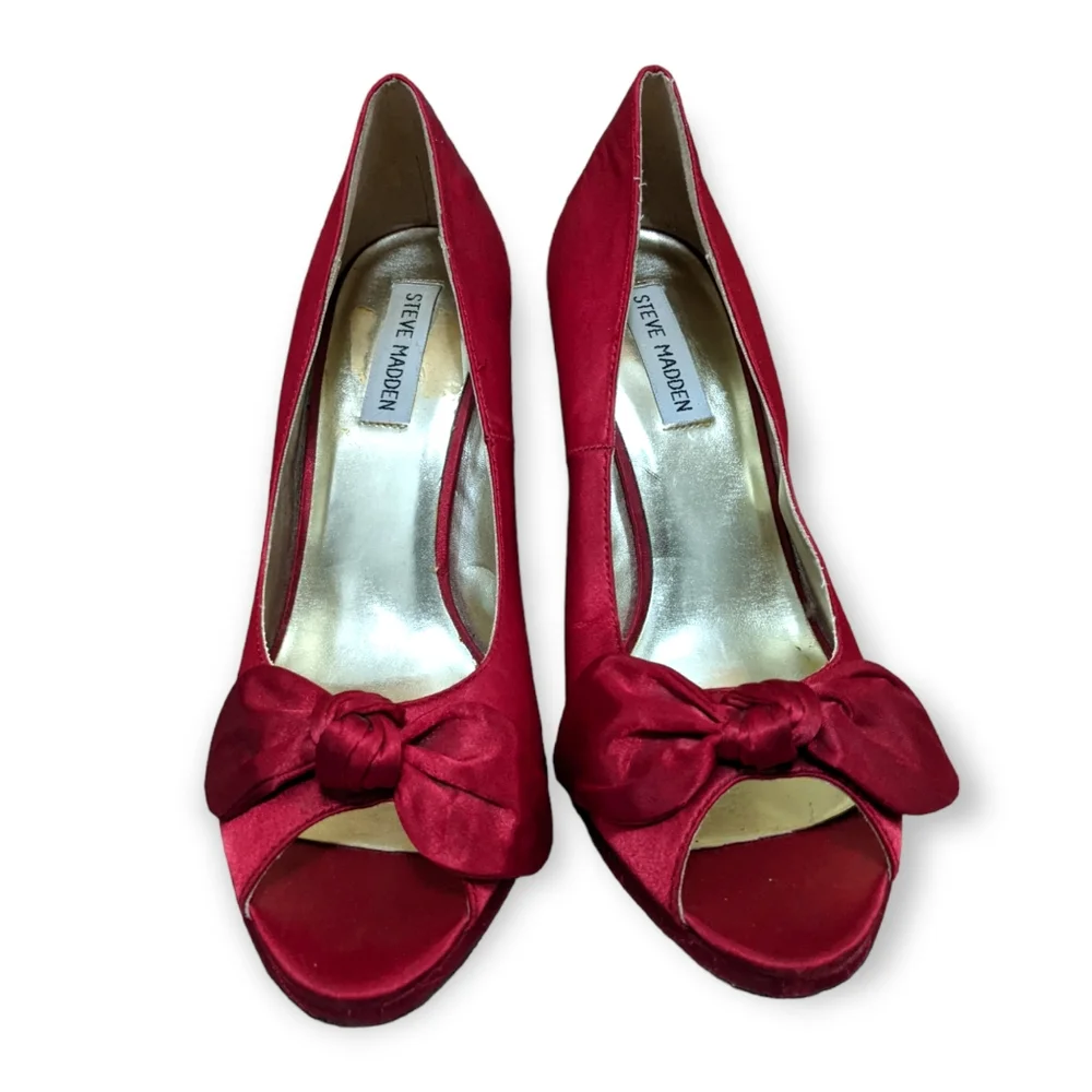 Steve Madden Ruby Red Satin Wedge Shoe, 8M